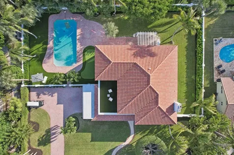 830 Sw 15th Street Boca Raton FL 33486