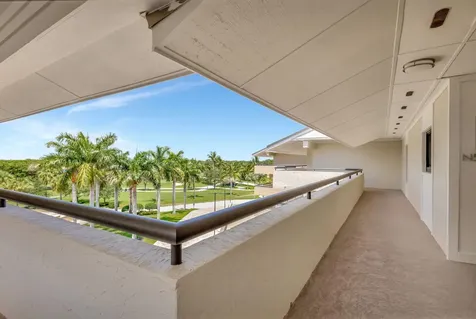 16940 Bay Street Jupiter FL 33477