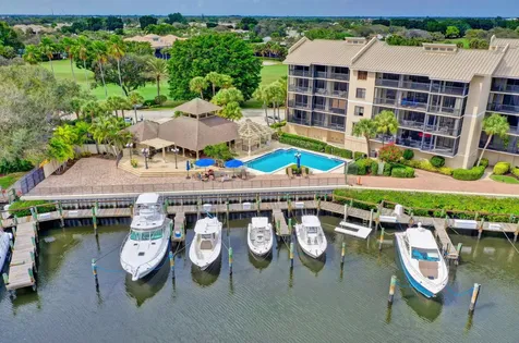 16940 Bay Street Jupiter FL 33477