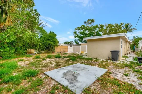 125 E Hart Street Lantana FL 33462