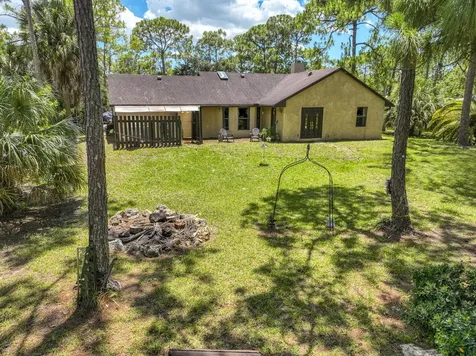 11033 67th Place The Acreage FL 33412