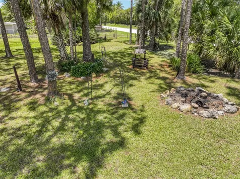 11033 67th Place The Acreage FL 33412