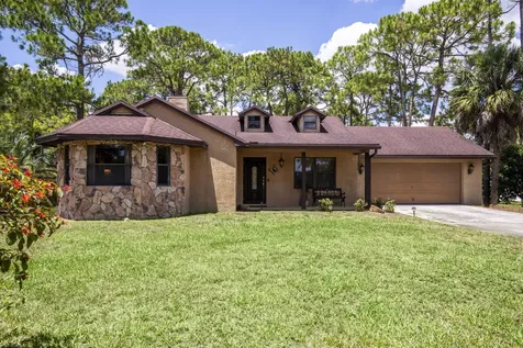 11033 67th Place The Acreage FL 33412