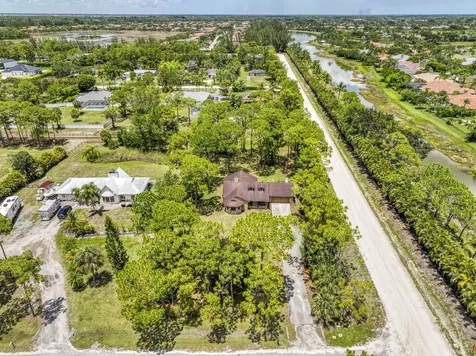 11033 67th Place The Acreage FL 33412