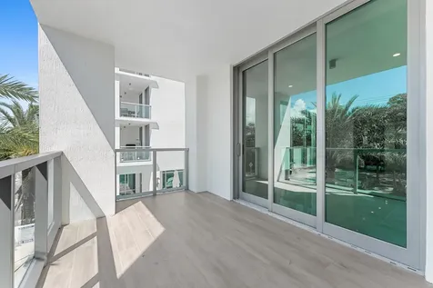 485 E Royal Palm Road Boca Raton FL 33432