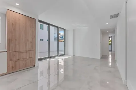 485 E Royal Palm Road Boca Raton FL 33432