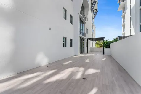 485 E Royal Palm Road Boca Raton FL 33432