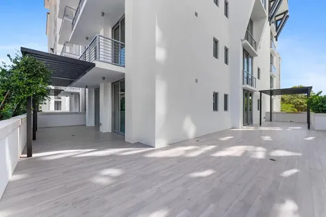 485 E Royal Palm Road Boca Raton FL 33432