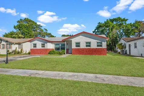 22602 Sw 54th Way Boca Raton FL 33433