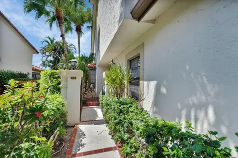 7940 La Mirada Drive Boca Raton FL 33433