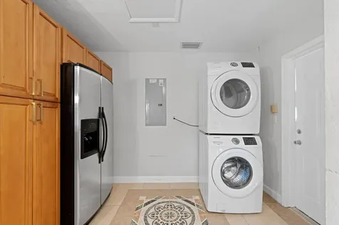 2650 Ne 22nd Street Pompano Beach FL 33062