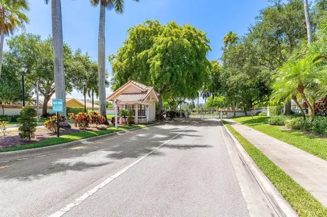 11700 Island Lakes Lane Boca Raton FL 33498