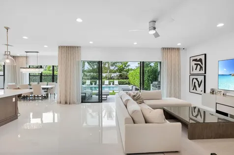 17544 Sparkling River Road Boca Raton FL 33496