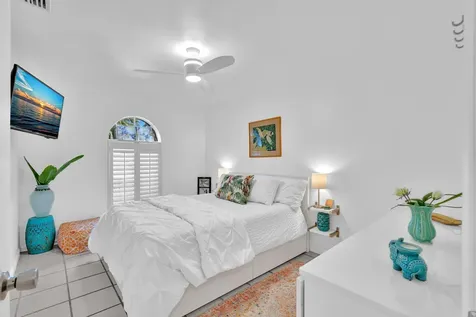 498 Oregon Lane Boca Raton FL 33487