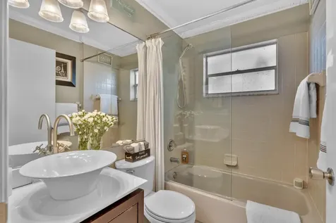 498 Oregon Lane Boca Raton FL 33487