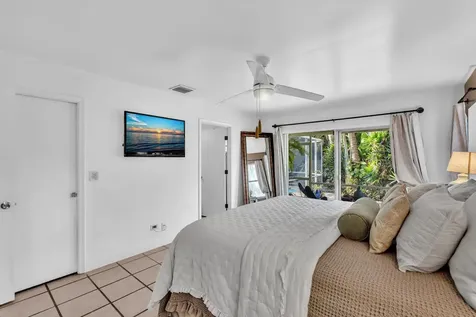 498 Oregon Lane Boca Raton FL 33487