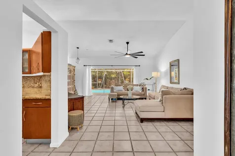 498 Oregon Lane Boca Raton FL 33487