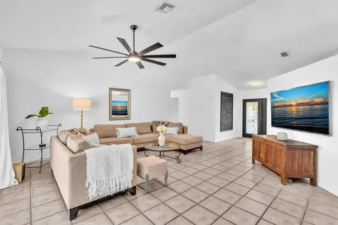 498 Oregon Lane Boca Raton FL 33487