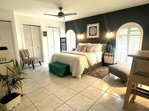 498 Oregon Lane Boca Raton FL 33487