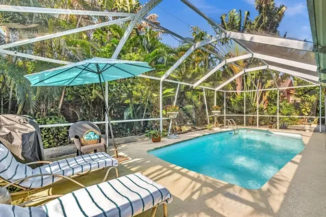 498 Oregon Lane Boca Raton FL 33487