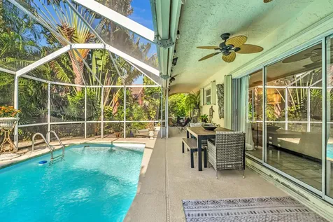 498 Oregon Lane Boca Raton FL 33487