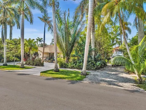 498 Oregon Lane Boca Raton FL 33487