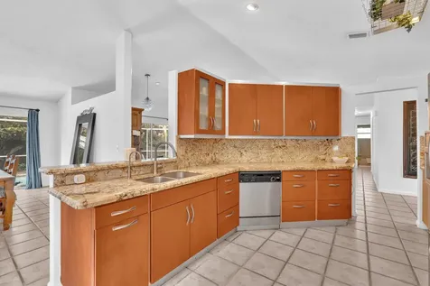 498 Oregon Lane Boca Raton FL 33487