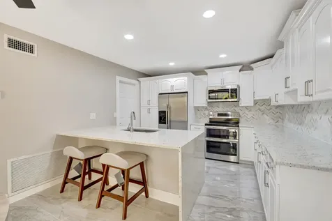 7645 Sierra Terrace Boca Raton FL 33433