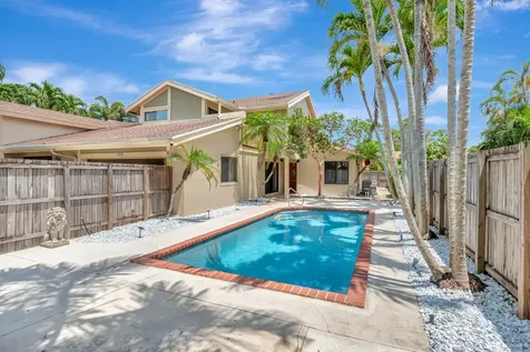 7645 Sierra Terrace Boca Raton FL 33433