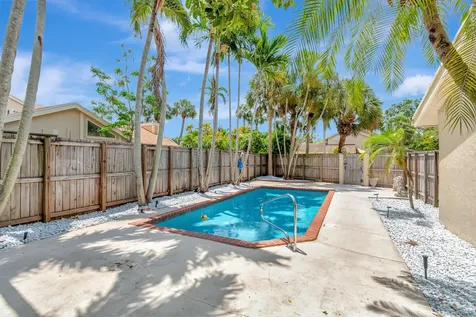 7645 Sierra Terrace Boca Raton FL 33433