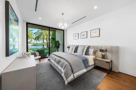 4460 Ne 31st Avenue Lighthouse Point FL 33064