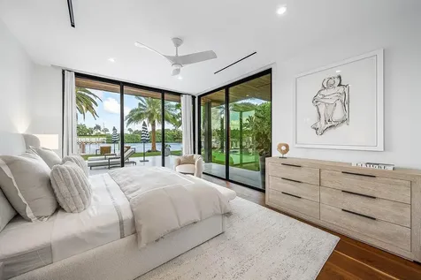 4460 Ne 31st Avenue Lighthouse Point FL 33064