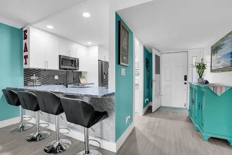 1537 E Hillsboro Boulevard Deerfield Beach FL 33441