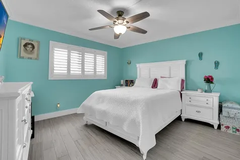 1537 E Hillsboro Boulevard Deerfield Beach FL 33441
