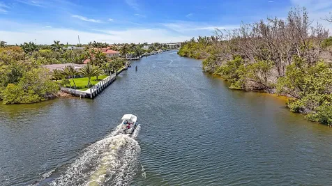 1537 E Hillsboro Boulevard Deerfield Beach FL 33441