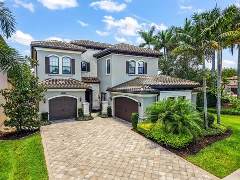 8520 Lewis River Road Delray Beach FL 33446