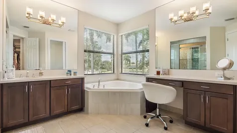 8520 Lewis River Road Delray Beach FL 33446