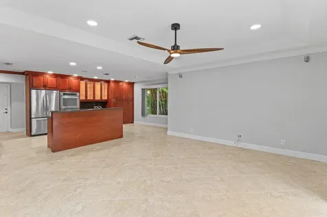 6015 Buena Vista Court Boca Raton FL 33433