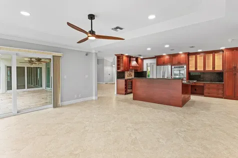 6015 Buena Vista Court Boca Raton FL 33433