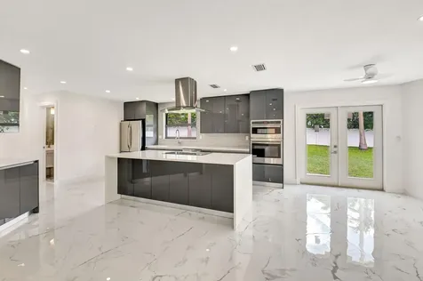 5535 Wind Drift Lane Boca Raton FL 33433