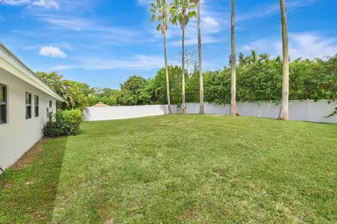 5535 Wind Drift Lane Boca Raton FL 33433