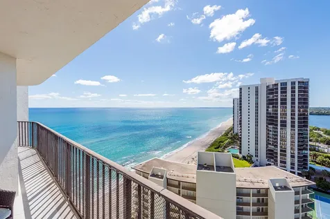 5420 N Ocean Drive Riviera Beach FL 33404
