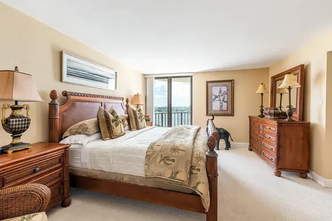 5420 N Ocean Drive Riviera Beach FL 33404