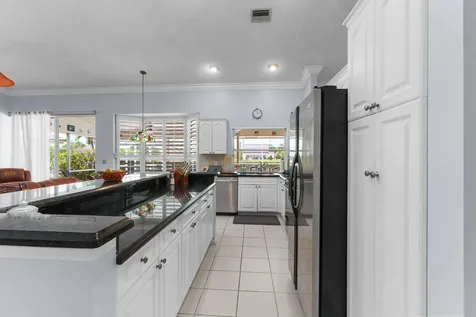 11199 Island Lakes Lane Boca Raton FL 33498