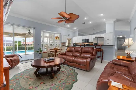 11199 Island Lakes Lane Boca Raton FL 33498
