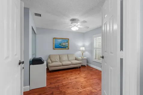 11199 Island Lakes Lane Boca Raton FL 33498