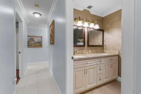 11199 Island Lakes Lane Boca Raton FL 33498
