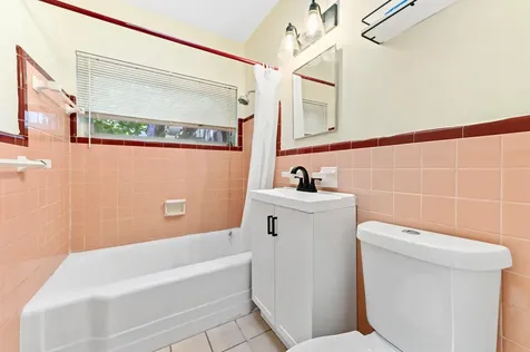 713 NE 17th Terrace Fort Lauderdale FL 33304