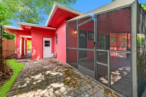 713 NE 17th Terrace Fort Lauderdale FL 33304