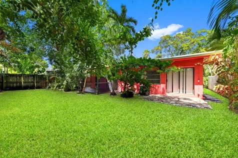 713 NE 17th Terrace Fort Lauderdale FL 33304